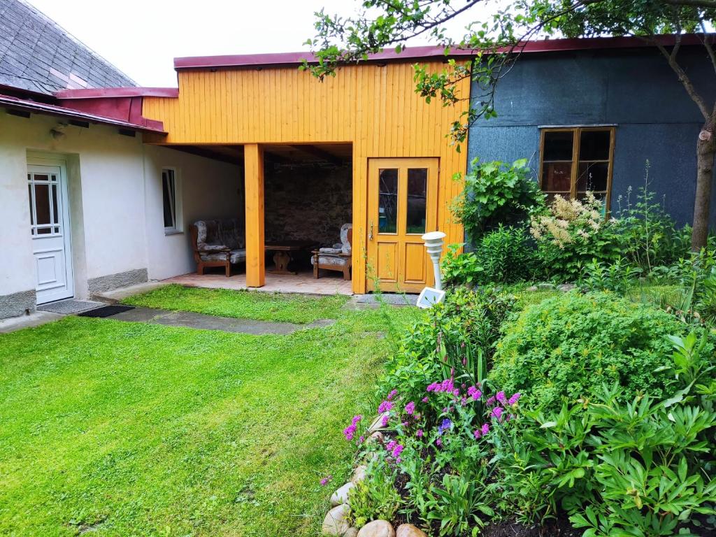 Apartman Utvina room 1